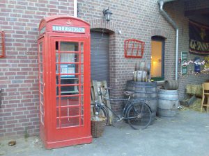die original englische Telefonzelle der Barrensteiner Whiskybar